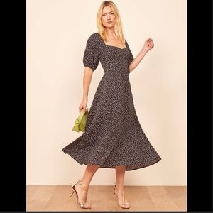 Reformation Confetti Sweetheart
Midi Dress in size 2P